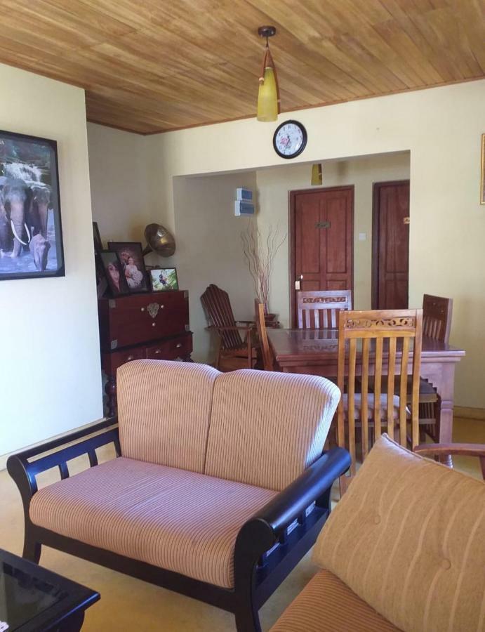 Hill View Bungalow Bed and Breakfast Nuwara Eliya Buitenkant foto